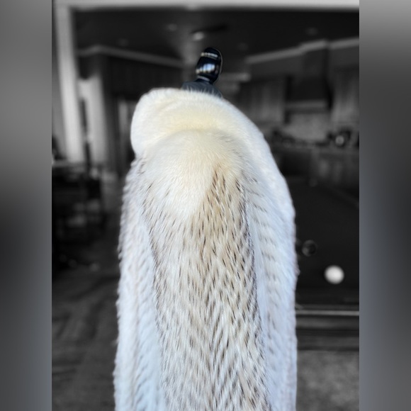 SOLD - Picture 5 of 13